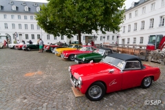 Oldtimer am Schloss
