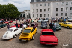 Oldtimer am Schloss