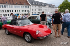 Oldtimer am Schloss