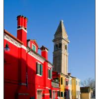 Tour penchée et couleurs