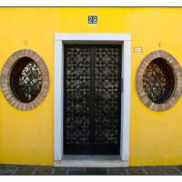 Porte jaune