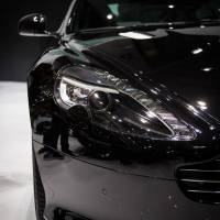 Aston Martin : DB9 Carbon black